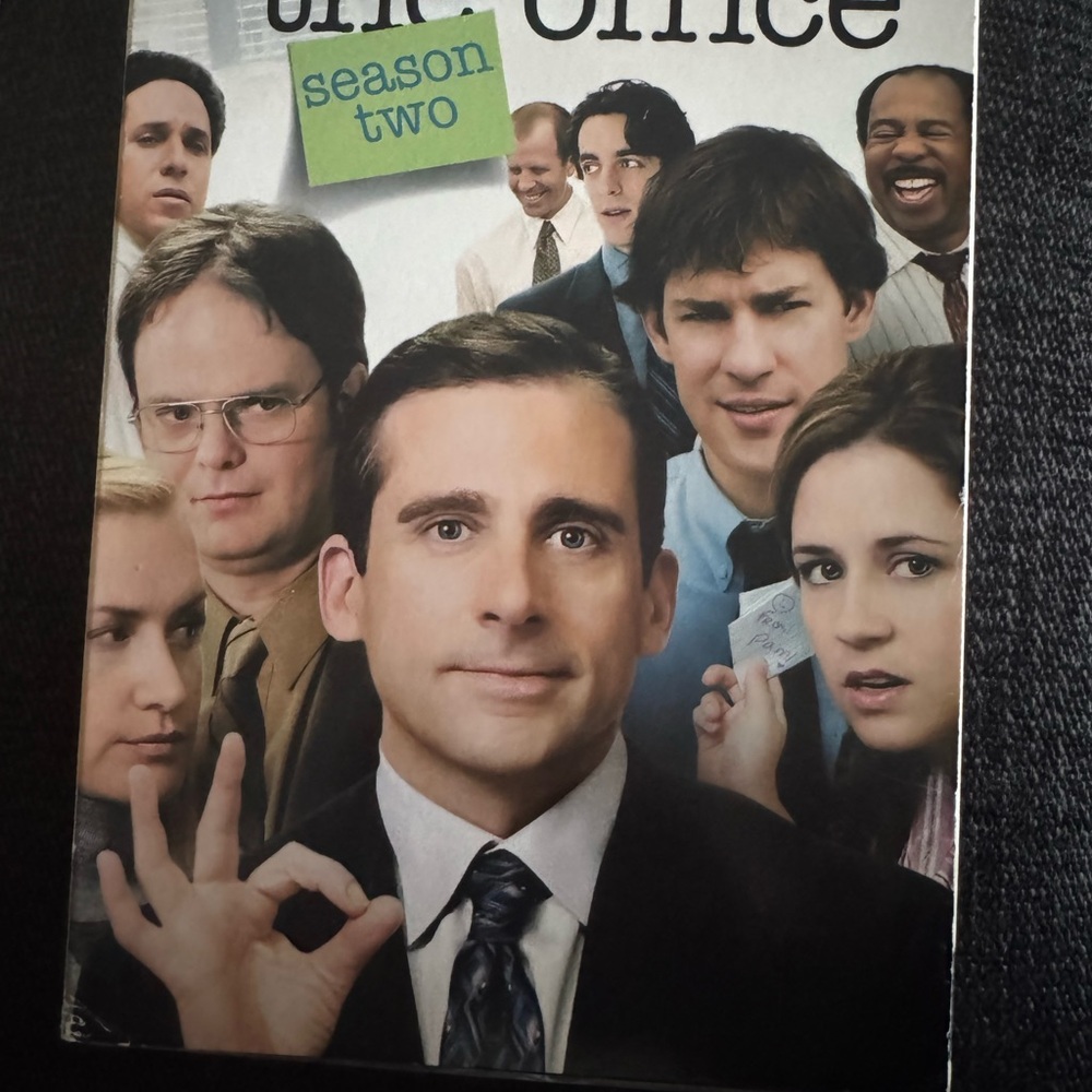 The Office Season Two DVD Set - Black and White Cover
